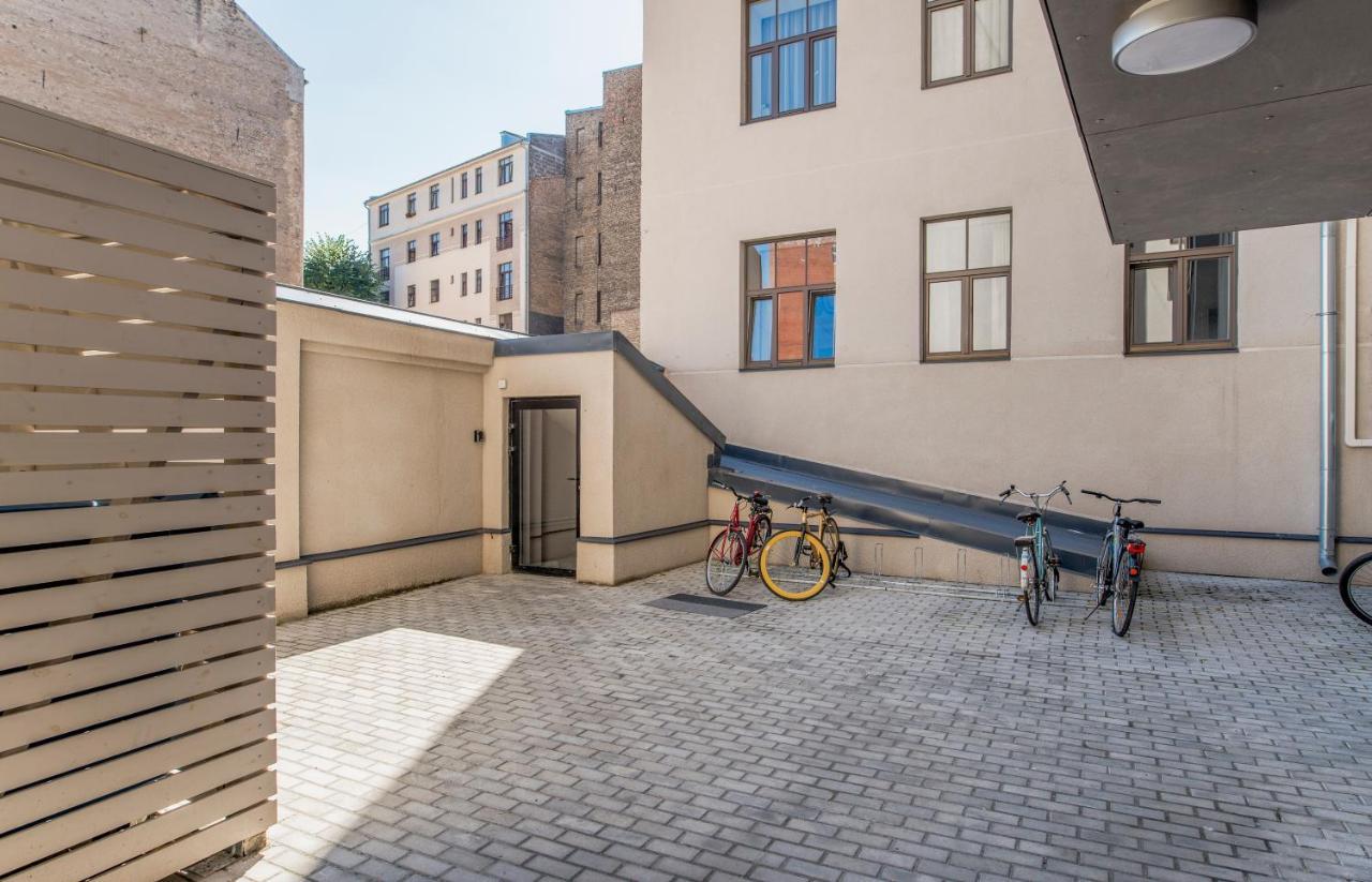 Cozy Modern Studio - Great For Short Trips Riga Extérieur photo